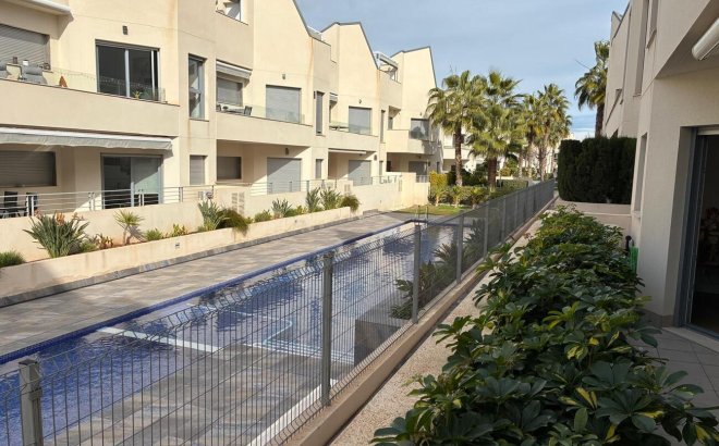 Resale - Apartment -
Torrevieja - Costa Blanca