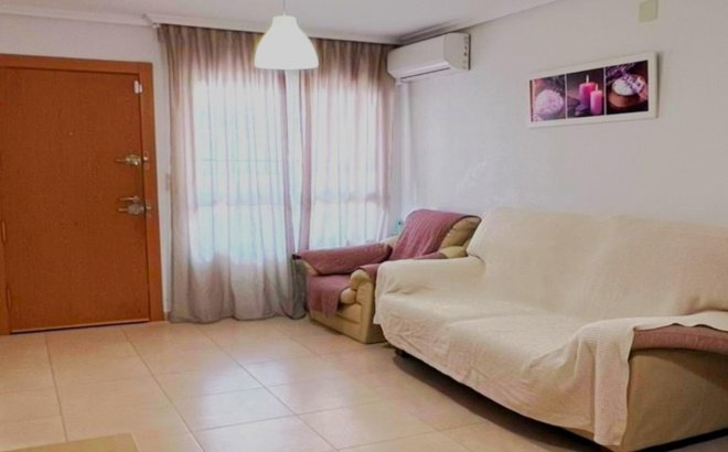 Resale - Apartment -
Torrevieja - Playa de los Locos