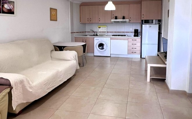 Resale - Apartment -
Torrevieja - Playa de los Locos