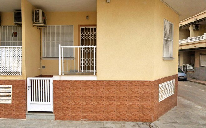 Resale - Apartment -
Torrevieja - Playa de los Locos