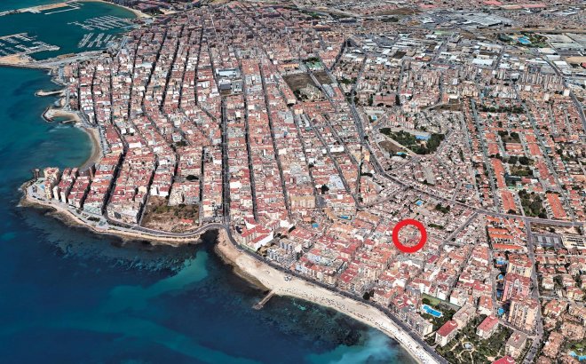 Resale - Apartment -
Torrevieja - Playa de los Locos