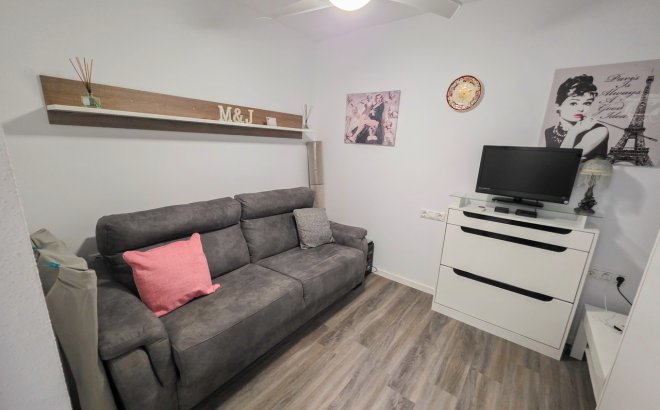 Resale - Apartment -
Vistabella Golf Entre Naranjos - Inland