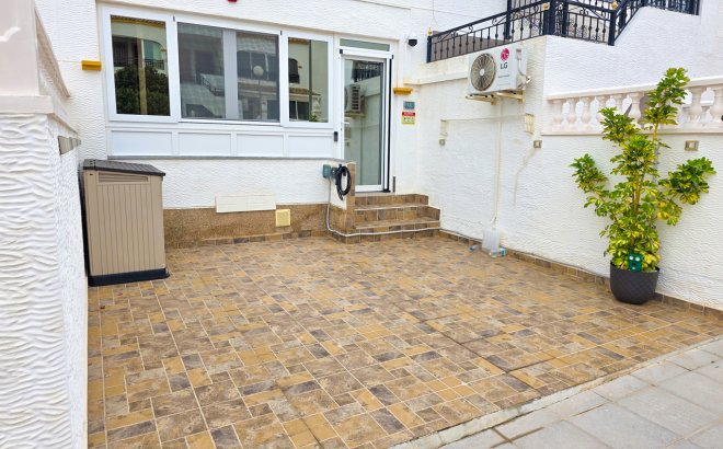 Resale - Apartment -
Vistabella Golf Entre Naranjos - Inland