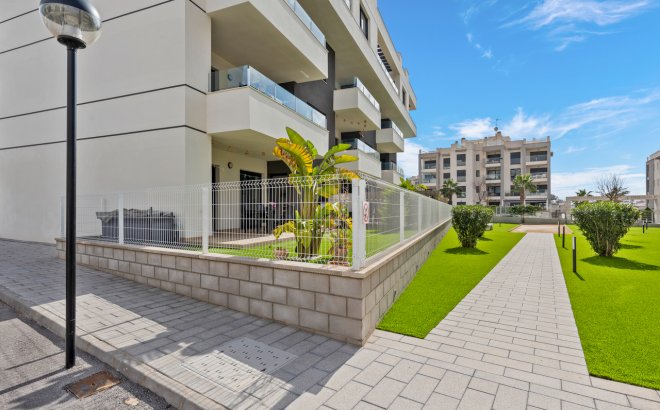 Resale - Apartment -
Villamartin - Costa Blanca