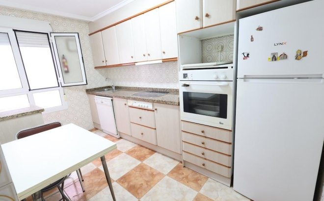 Revente - Appartement -
Torrevieja - Costa Blanca
