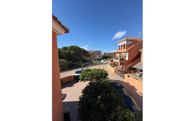 Herverkoop - Penthouse -
Playa Flamenca - Costa Blanca