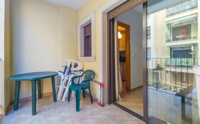 Resale - Apartment -
Torrevieja - Acequion