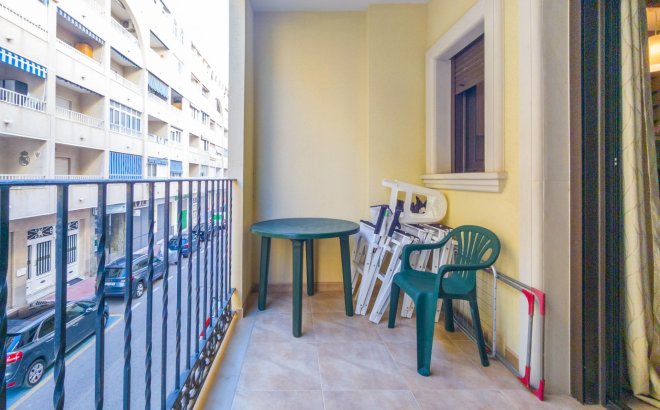 Resale - Apartment -
Torrevieja - Acequion