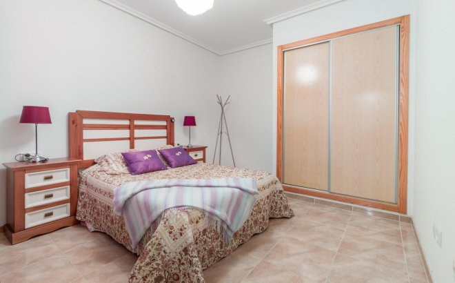 Resale - Apartment -
Torrevieja - Acequion