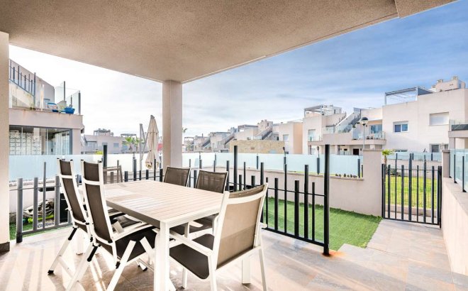 Herverkoop - Bungalow -
Torrevieja - Costa Blanca