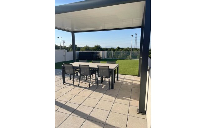 Resale - Villa -
Orihuela Costa - Costa Blanca