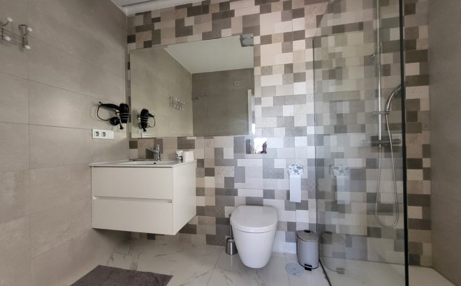 Resale - Villa -
Orihuela Costa - Costa Blanca