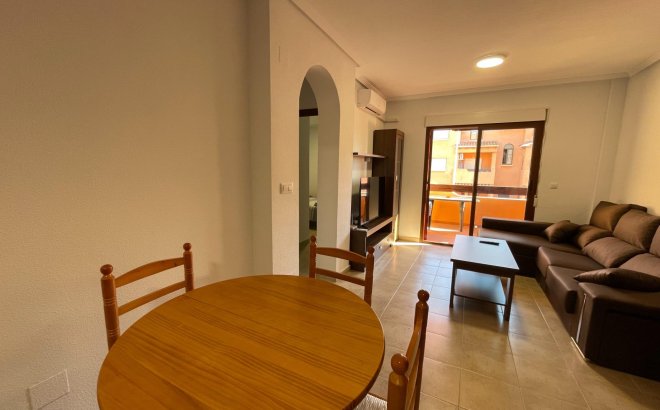 Revente - Appartement -
Torrevieja - Rosaleda-los Frutales