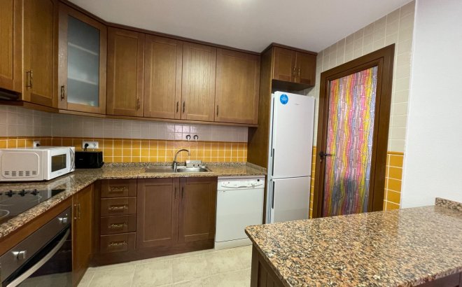 Revente - Appartement -
Torrevieja - Rosaleda-los Frutales