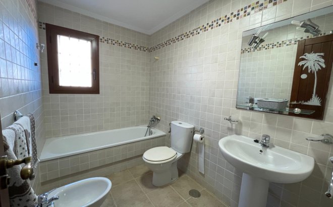 Revente - Appartement -
Torrevieja - Rosaleda-los Frutales