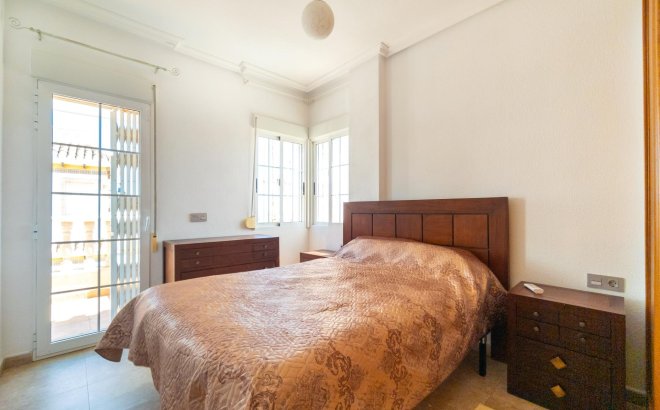 Herverkoop - Villa -
Torrevieja - La Mata