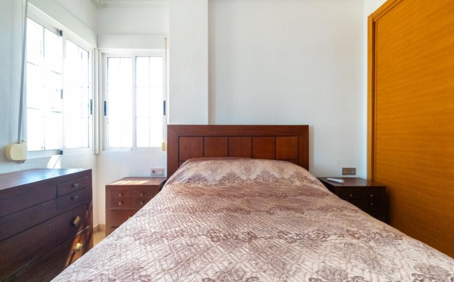 Herverkoop - Villa -
Torrevieja - La Mata