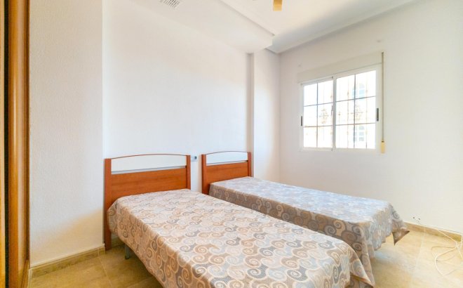 Herverkoop - Villa -
Torrevieja - La Mata