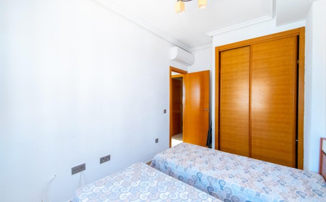 Herverkoop - Villa -
Torrevieja - La Mata