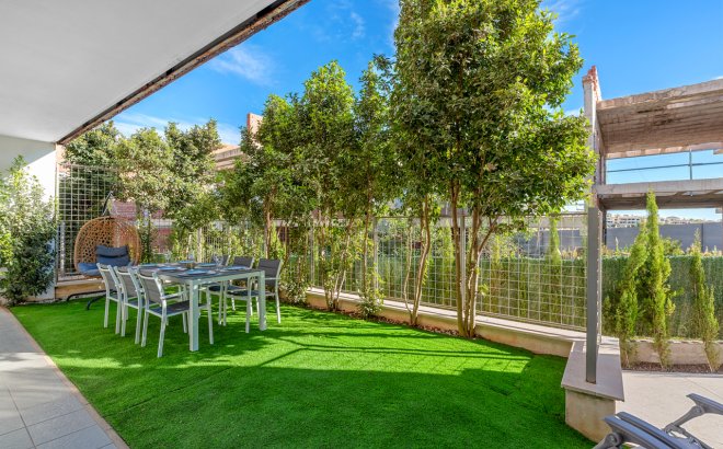 Herverkoop - Appartement -
Campoamor - Costa Blanca