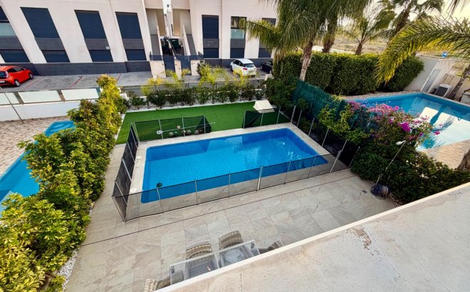 Resale - Villa -
Rojales - Cuidad Quesada