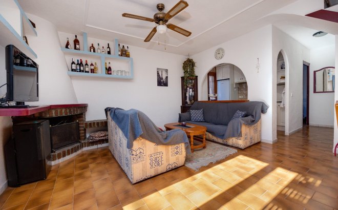 Resale - Bungalow -
Torrevieja - La Mata