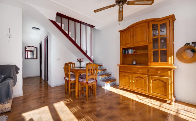 Resale - Bungalow -
Torrevieja - La Mata