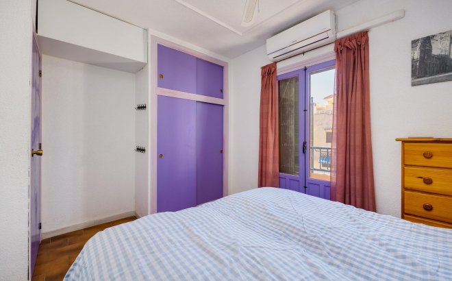 Resale - Bungalow -
Torrevieja - La Mata