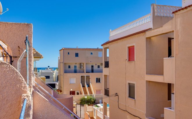 Resale - Bungalow -
Torrevieja - La Mata