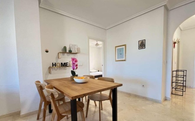 Herverkoop - Appartement -
Playa Flamenca - Costa Blanca