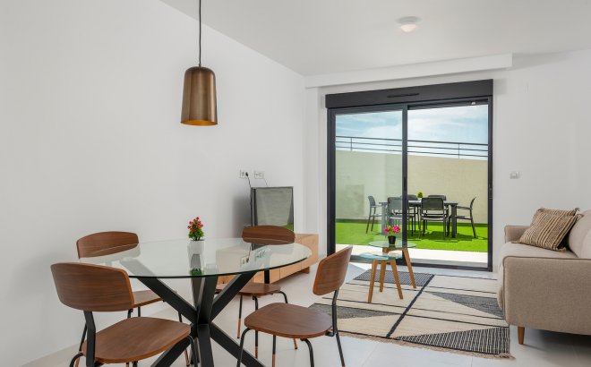 Herverkoop - Appartement -
San Miguel de Salinas - Inland