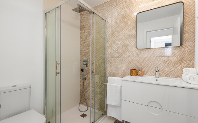 Herverkoop - Appartement -
San Miguel de Salinas - Inland