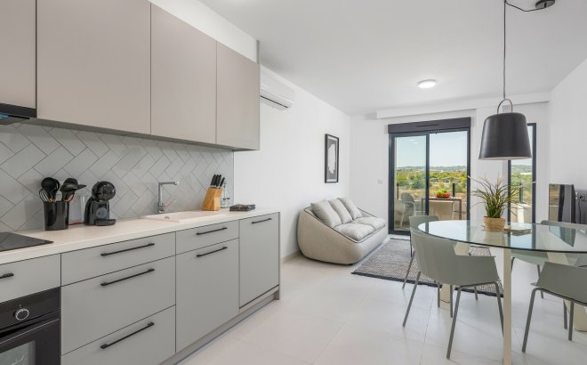 Herverkoop - Appartement -
San Miguel de Salinas - Inland