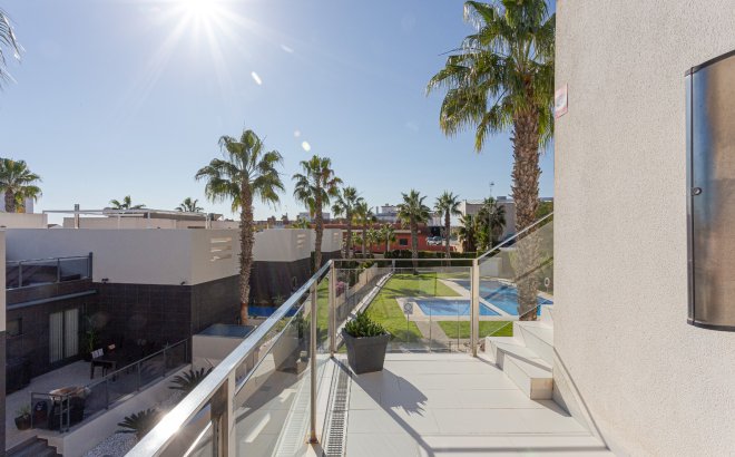 Revente - Appartement -
Orihuela Costa - Costa Blanca