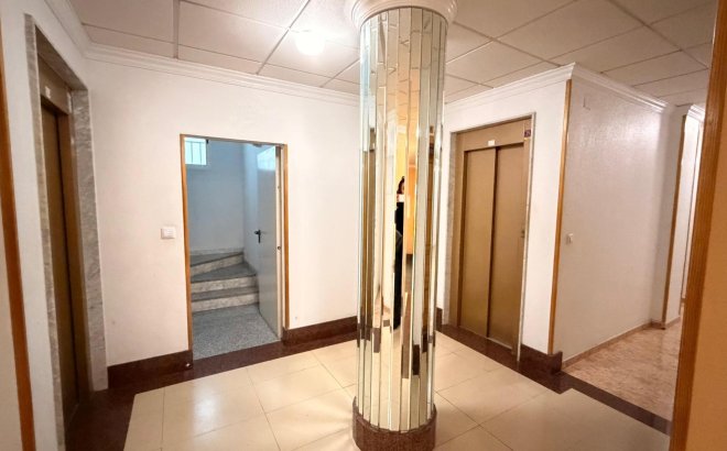 Revente - Penthouse -
Torrevieja - Acequion