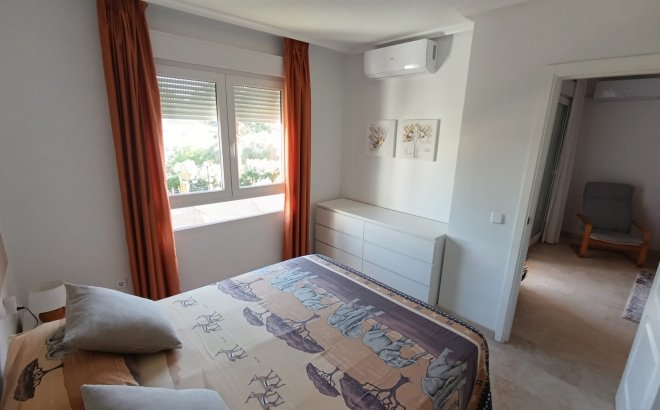 Revente - Appartement -
Villamartin - Costa Blanca