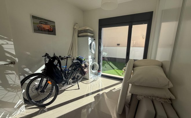 Resale - Villa -
San Miguel de Salinas - Bellavista