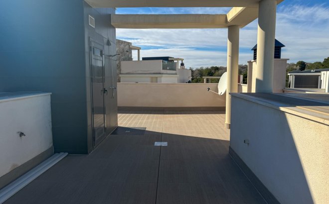 Resale - Villa -
San Miguel de Salinas - Bellavista