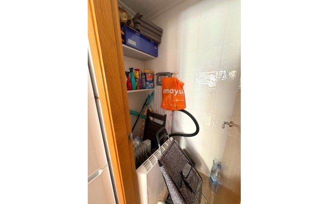 Revente - Appartement -
Torrevieja - Centro