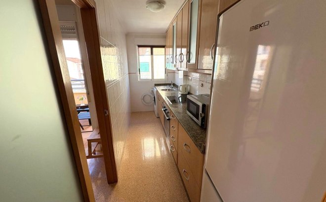 Revente - Appartement -
Torrevieja - Centro