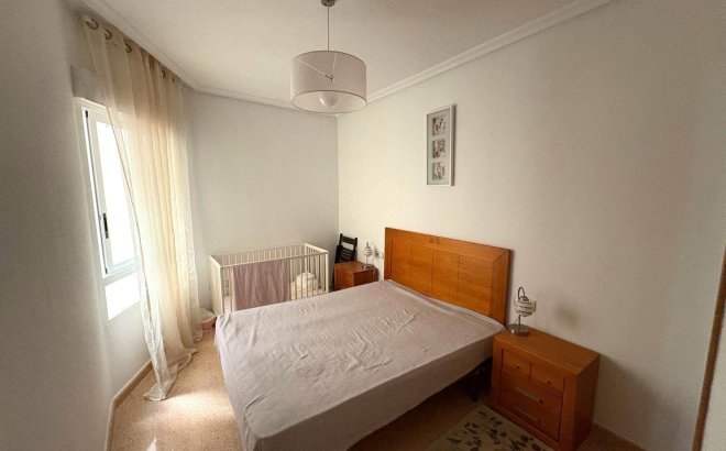 Revente - Appartement -
Torrevieja - Centro