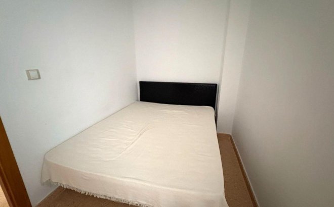 Revente - Appartement -
Torrevieja - Centro