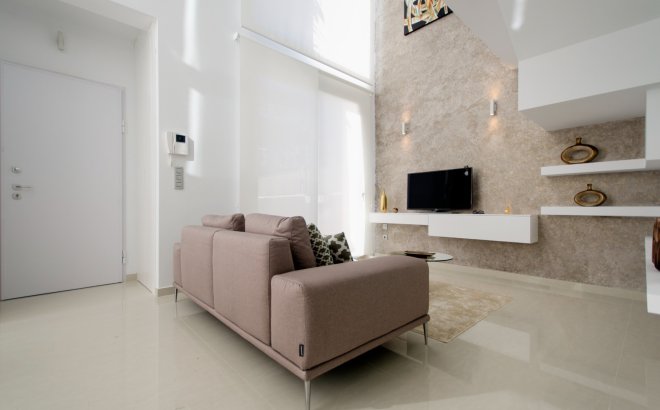 Resale - Villa -
Ciudad Quesada