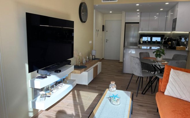 Resale - Apartment -
Villamartin - Costa Blanca