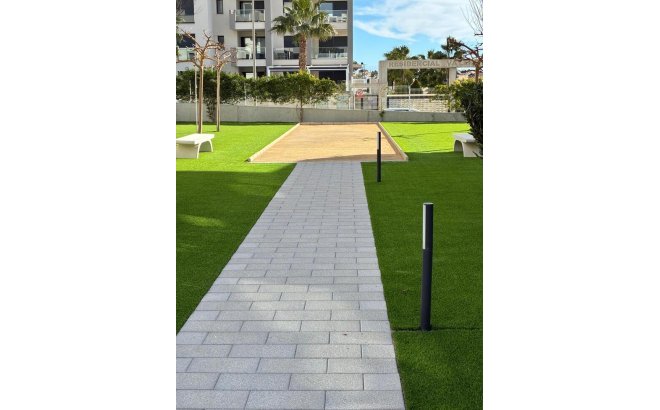 Resale - Apartment -
Villamartin - Costa Blanca