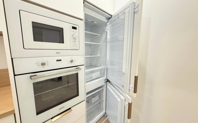 Resale - Villa -
Torrevieja - El Chaparral