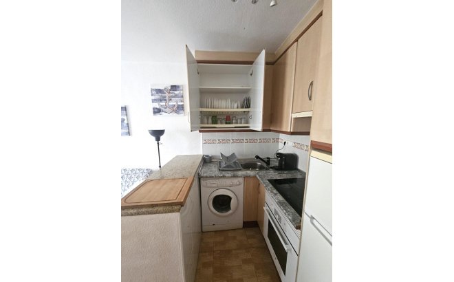 Resale - Bungalow -
Torrevieja - Los Balcones