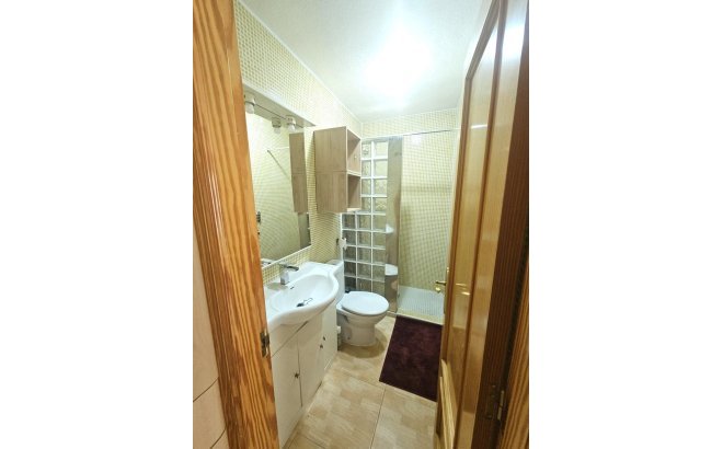 Resale - Bungalow -
Torrevieja - Los Balcones