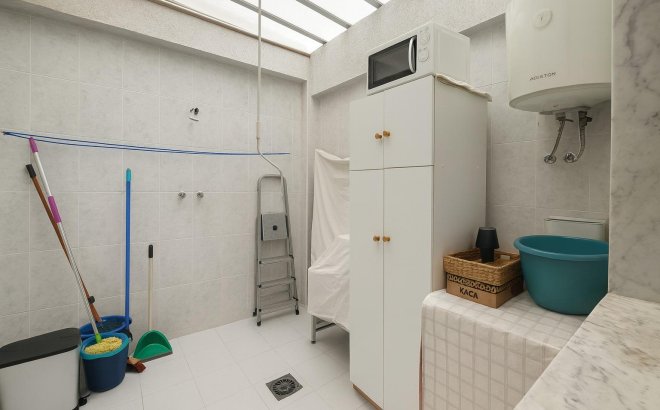 Resale - Apartment -
Torrevieja - Acequion