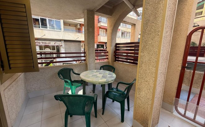 Resale - Apartment -
Torrevieja - Acequion